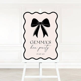 Bow Cream + Black Welcome Sign